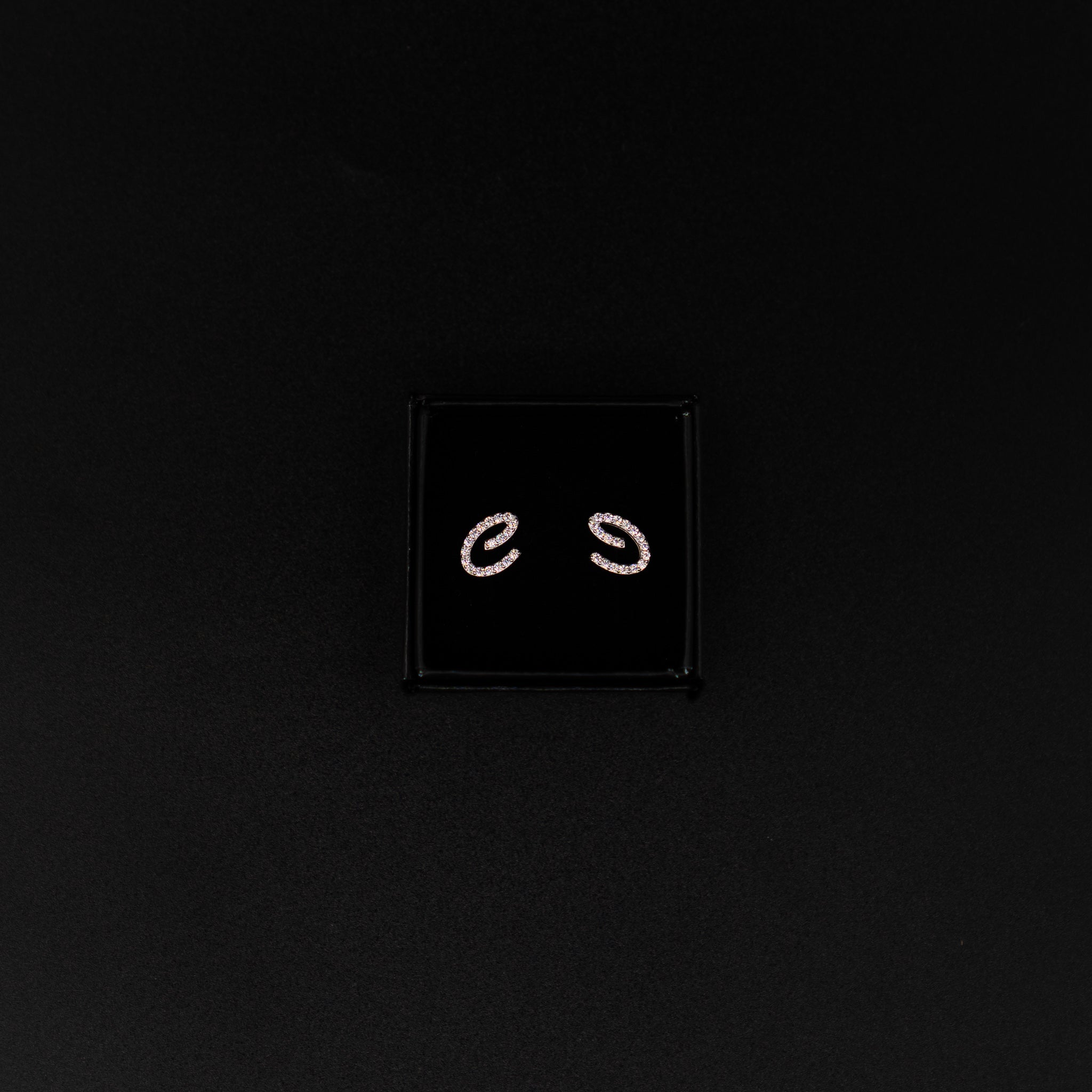 C-Earstuds